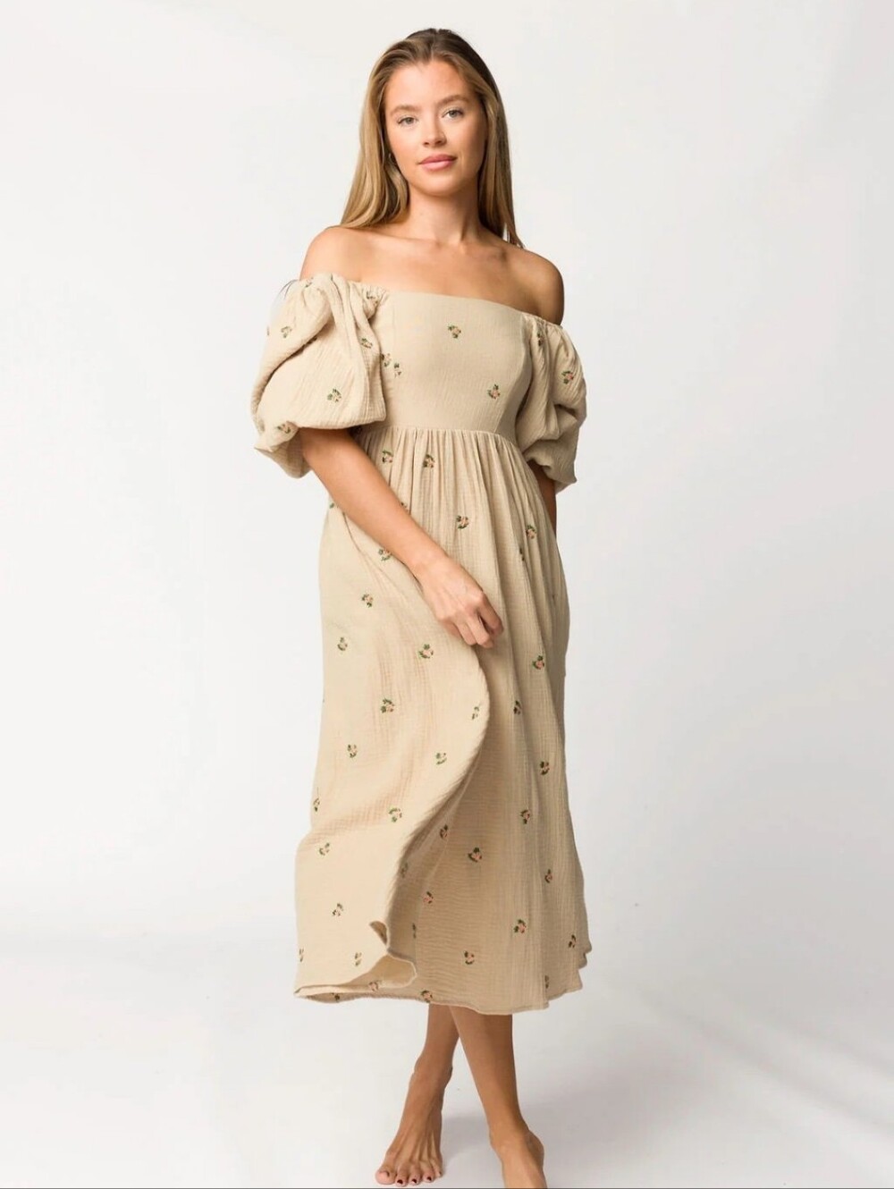 Worth Collective Dress With Embroidered Flowers - Picture 3 of 6